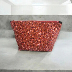 Makeup bag